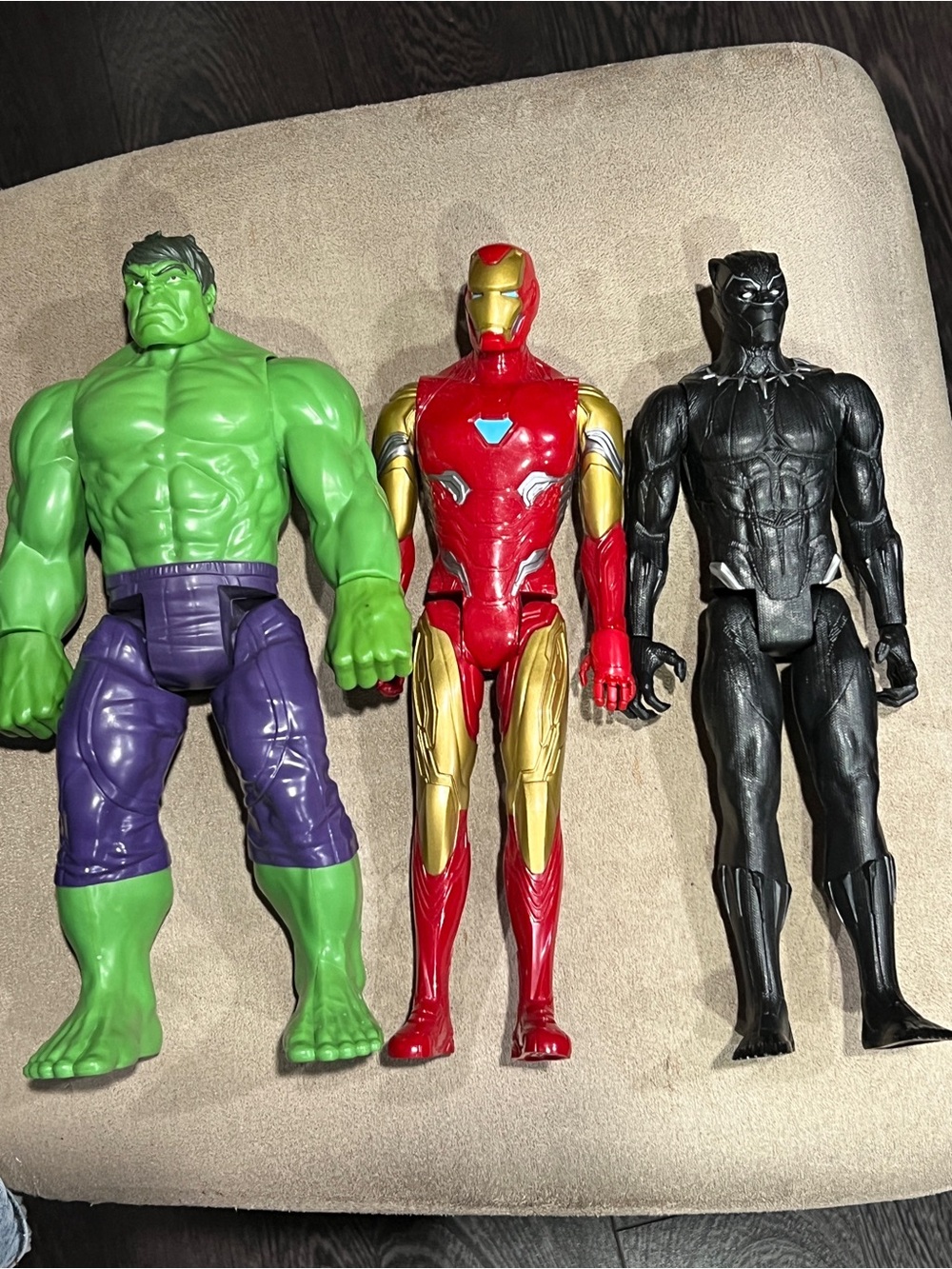 Marvel Avengers Hulk, Iron Man, Black Panther 12” Titans Action Figures Lot